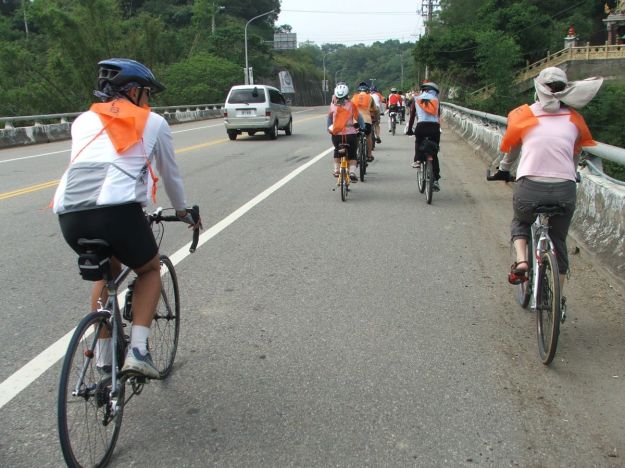 Cyclists on the road in Miaoli